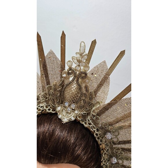 Gold halo crown, Halo headpiece, Bridal crown, Flower crown, Headdress Fairy main image 9